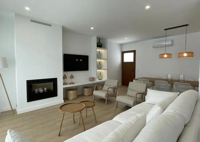 Islander Cala Morell